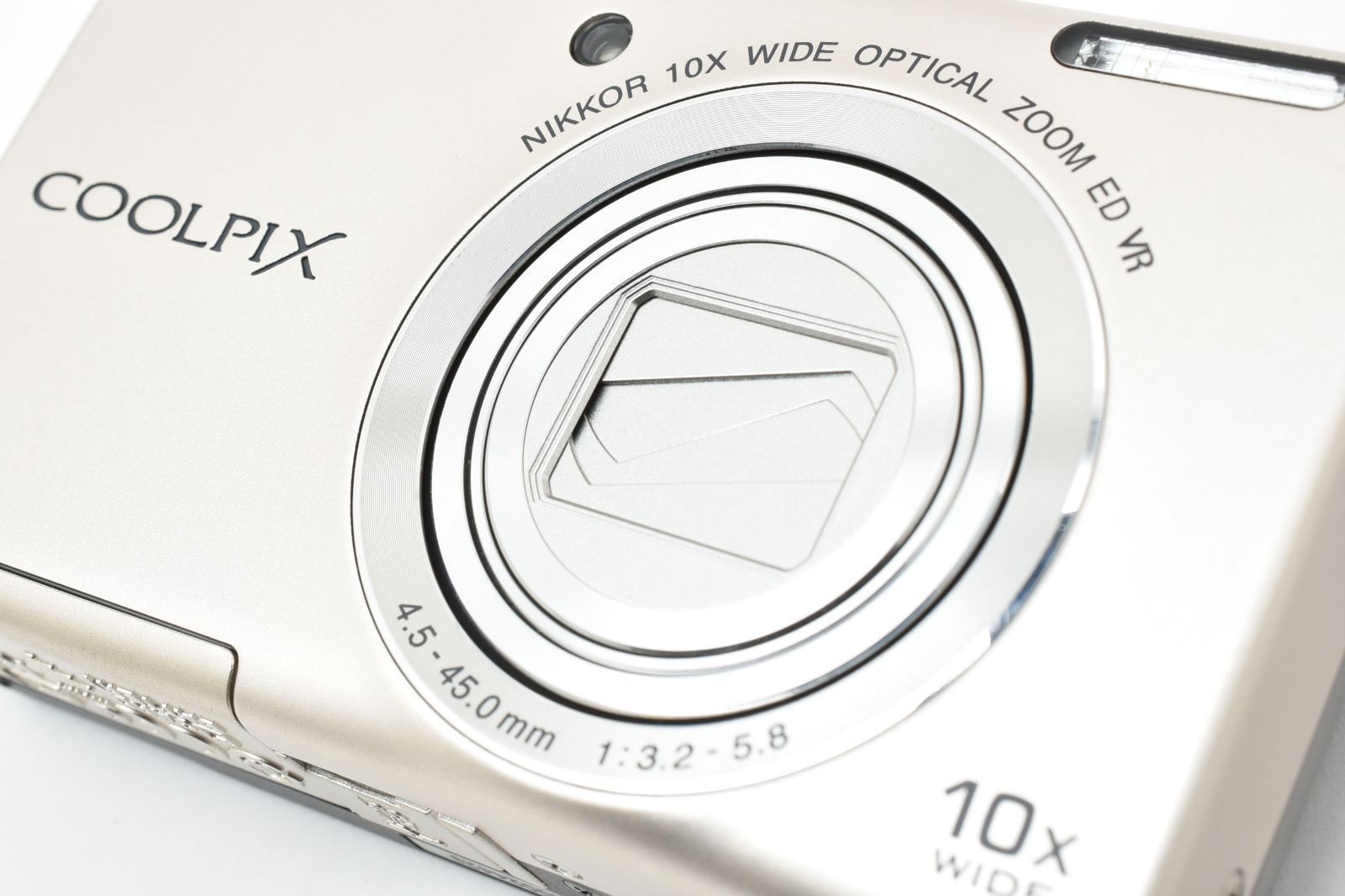 完動品 光学10倍ズーム搭載の人気デジカメ