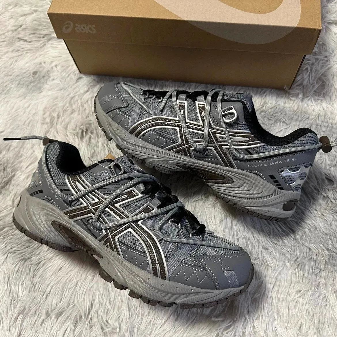 アシックスASICS Gel-Kahana TR V2 Dark gray