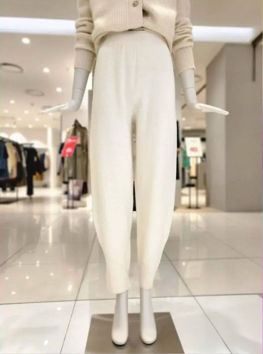 CC collect ウール100 アイボリー ニットパンツ