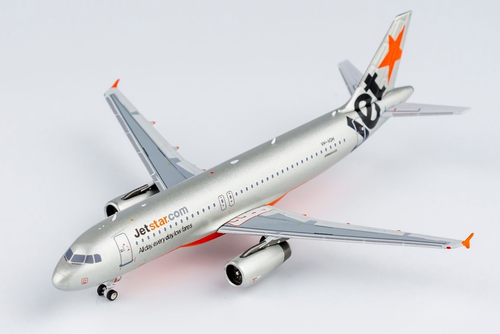 ジェットスター A320 VH-VQH 1/400 NGmodel ジェットスター A320 VH-VQH 1/400 15013 - メルカリ