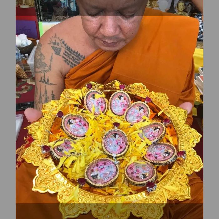タイ呪物 呪符 ジンジョークカオハン 九尾の狐 プラクルアン 恋愛運