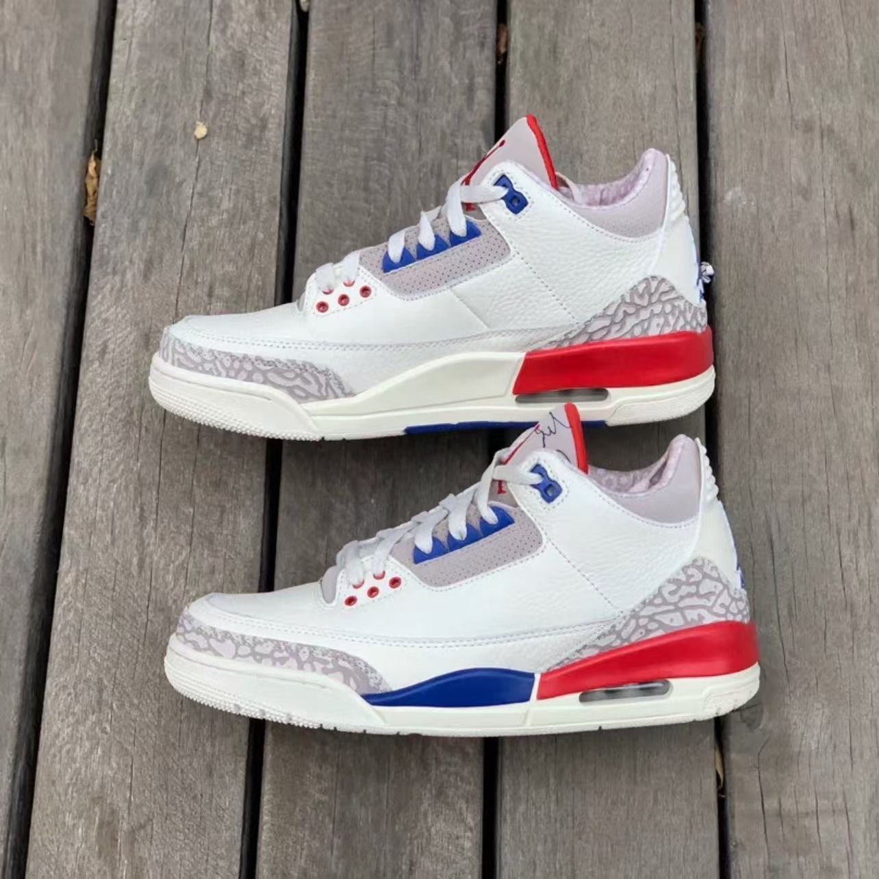 Jordan Air Jordan 3 retro international flight /ジョーダン エア ジョーダン 3 レトロ  インターナショナル フライト ヴィンテージ バスケットボール シューズ メンズ ホワイト/グレー 136064-140 - メルカリ