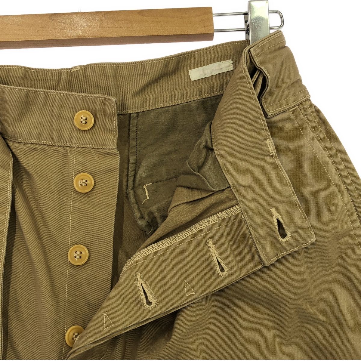 COMOLI / コモリ | ベルテッド チノパンツ | 0 | ベージュ | メンズ