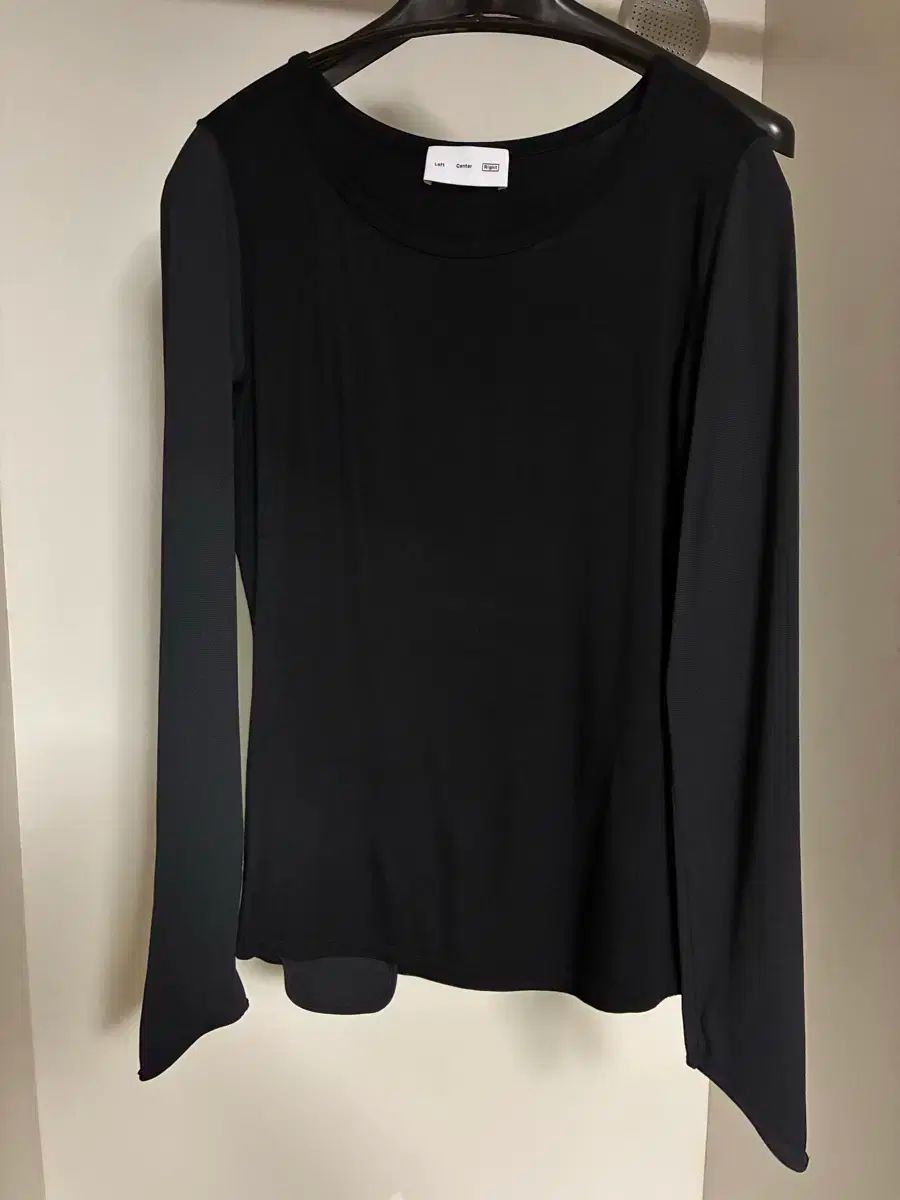 PAF 6 0 TOP RIGHT BLACK