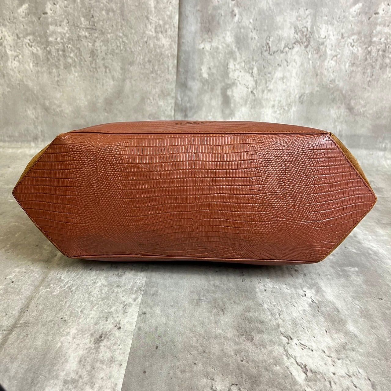 良品】 BALLY バリー 肩掛けトートバッグ ハンドバッグ ドーム型 
