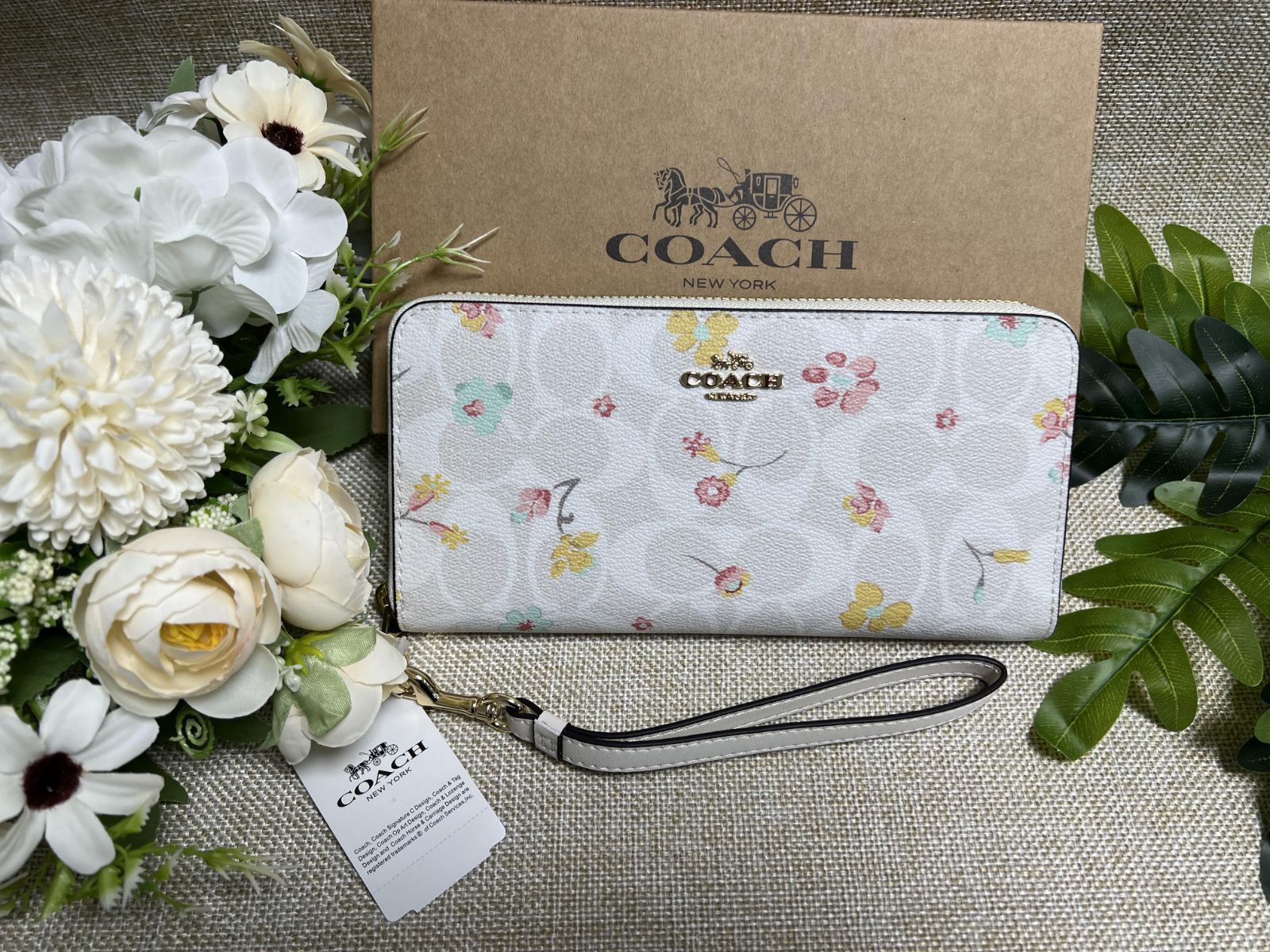 新色登場 COACH ブーケ コーチ シグネチャー 【新品】COACH メドレー