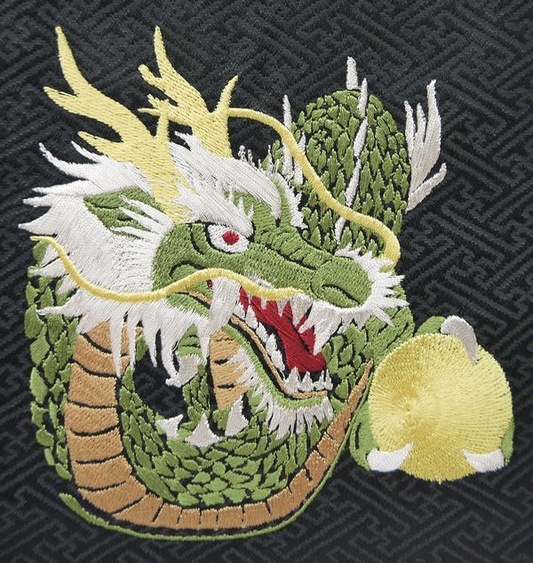 龍 黒