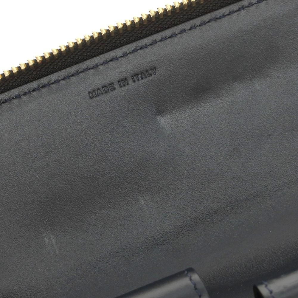 型押しレザー ペンケース