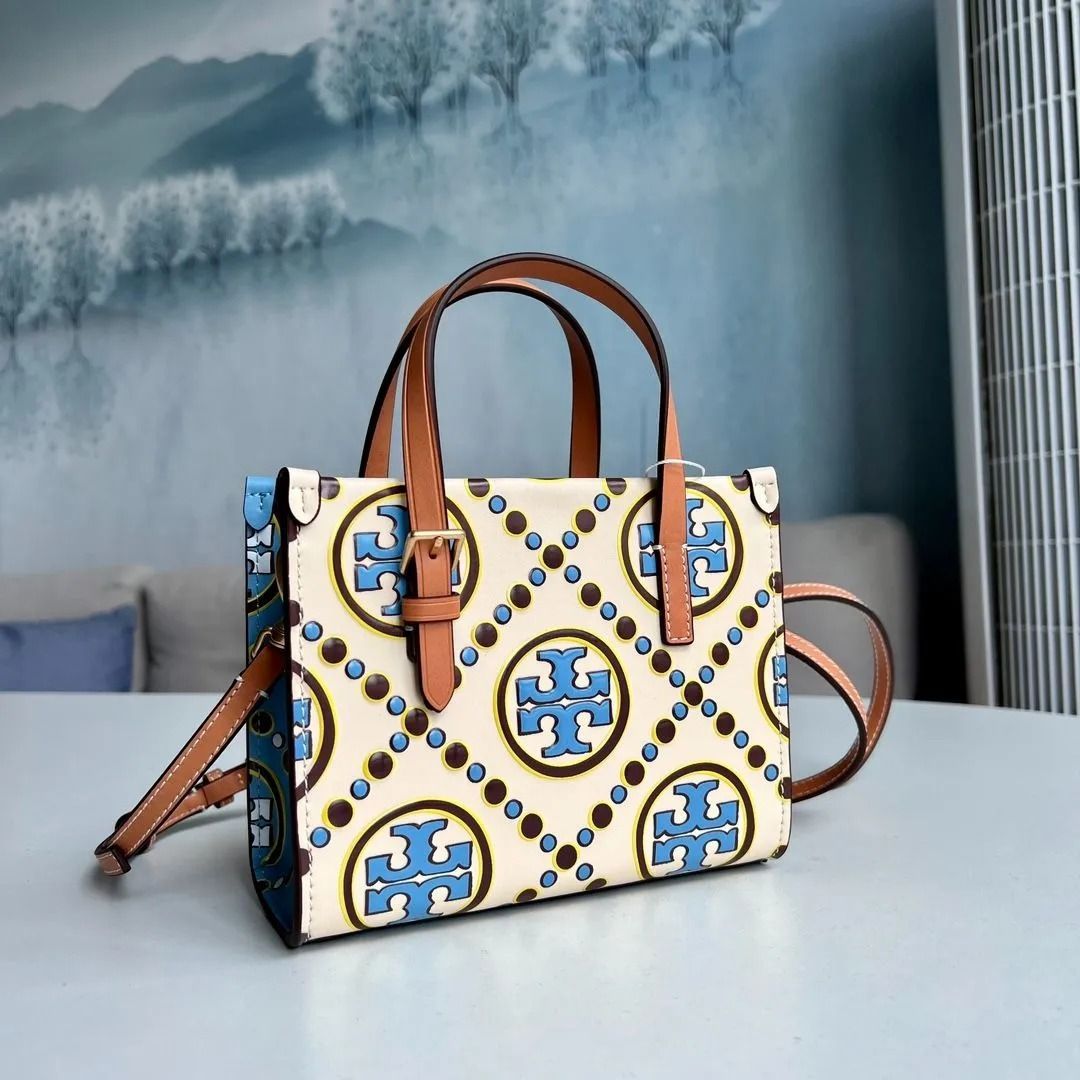 Tory Burch トリーバーチ MINI T モノグラムミニ トートバッグ 2WAY ショルダーバッグ エンボス加工 アウトレット品 ベージュ  146257 - メルカリ