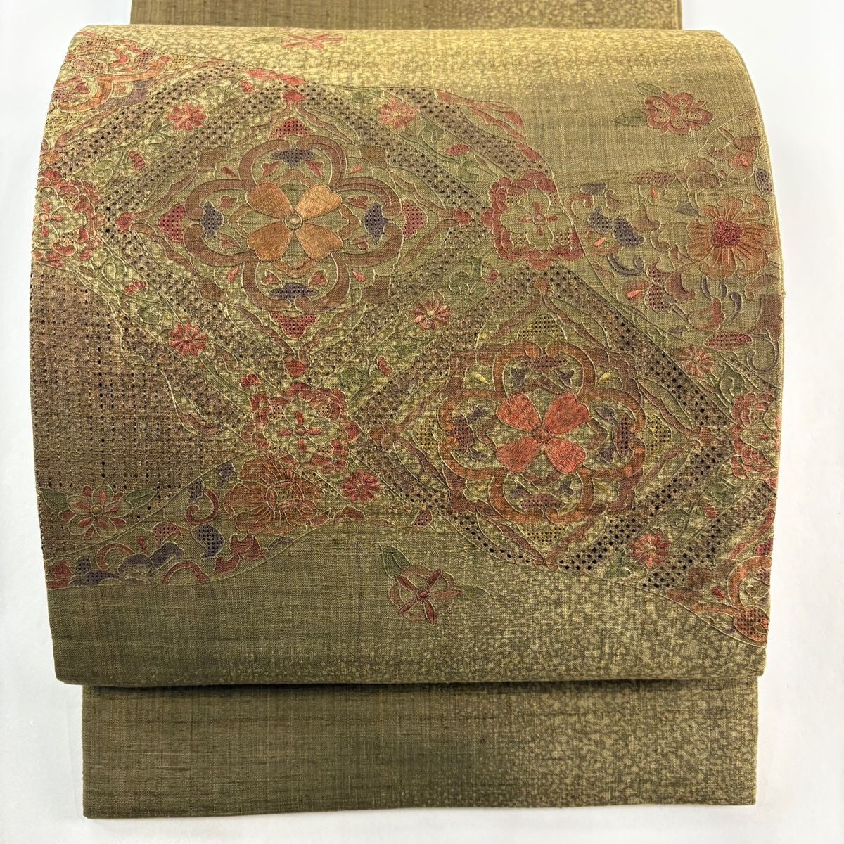 袋帯 秀品 紬地 華文 菱 刺繍 茶緑色 お太鼓柄 正絹