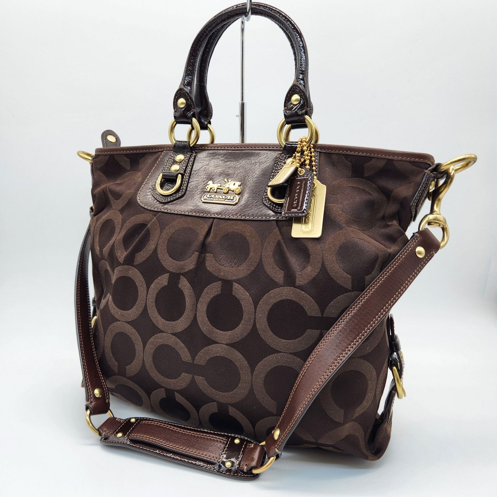 美品 コーチ　2way ワンショルダー バッグ　シグネチャー　ゴールド馬車金具 ⭐️極美品⭐️coachコーチ2wayショルダーバッグ レザー ゴールド金具