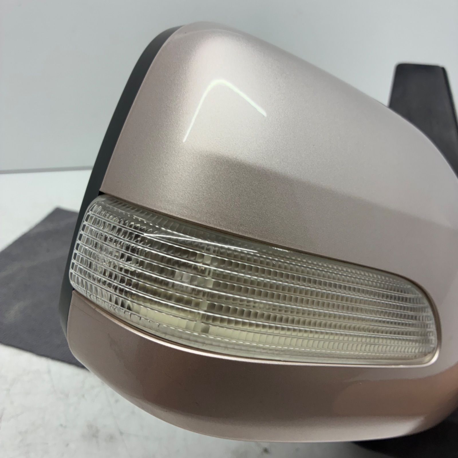 まど 210841-1080@トヨエース U-LY61 右 ヘッドランプ エッセ L235