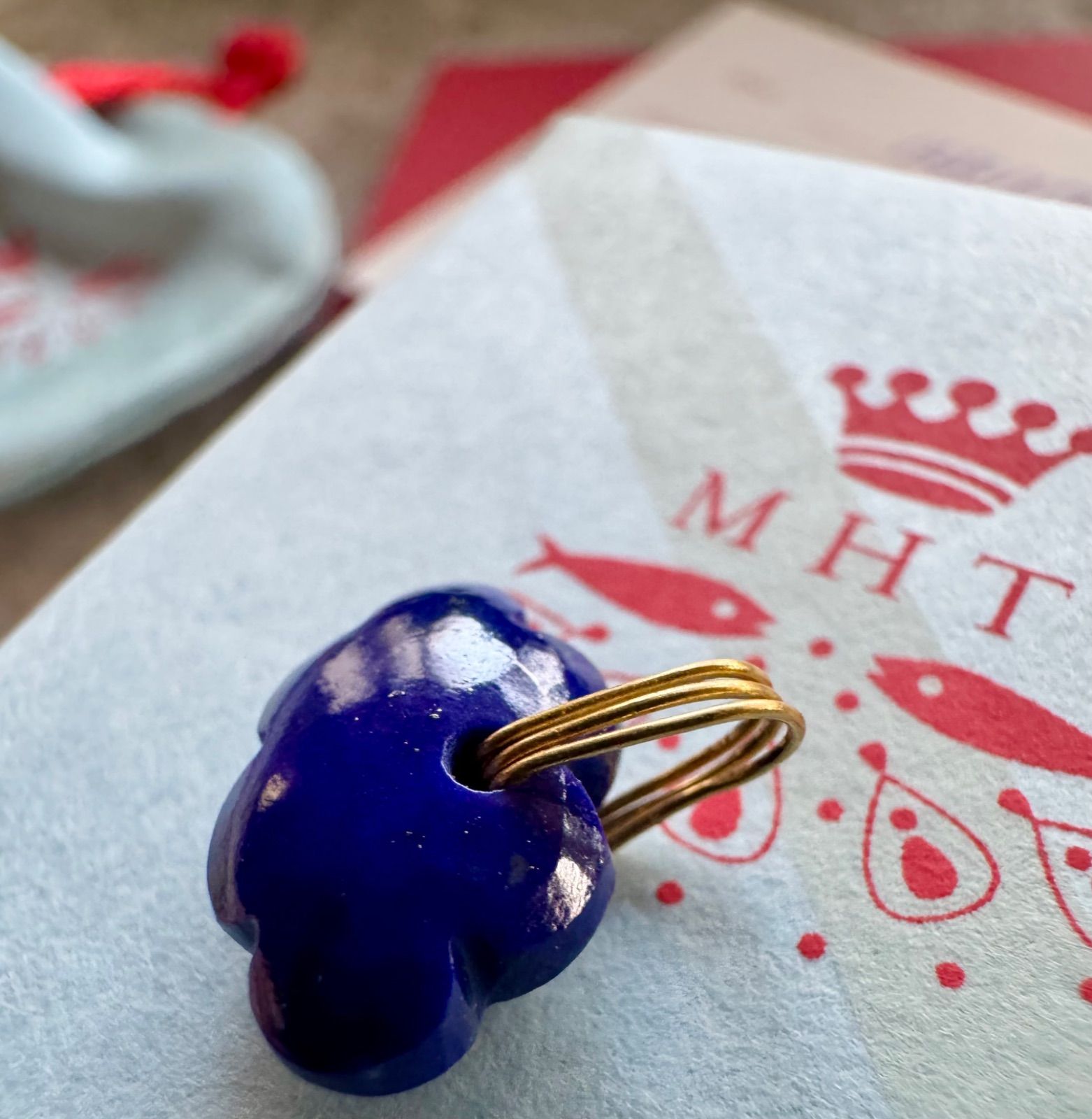 マリーエレーヌ ドゥ タイヤック  ラピスラズリ チャーム ラピスラズリ 