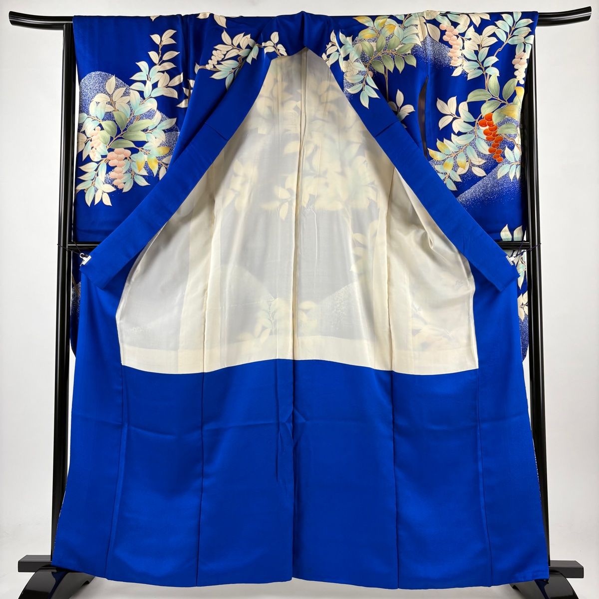 振袖 身長147-162cm 鮮やかな青　正絹　古典 振袖 身長147-162cm 鮮やかな青正絹古典