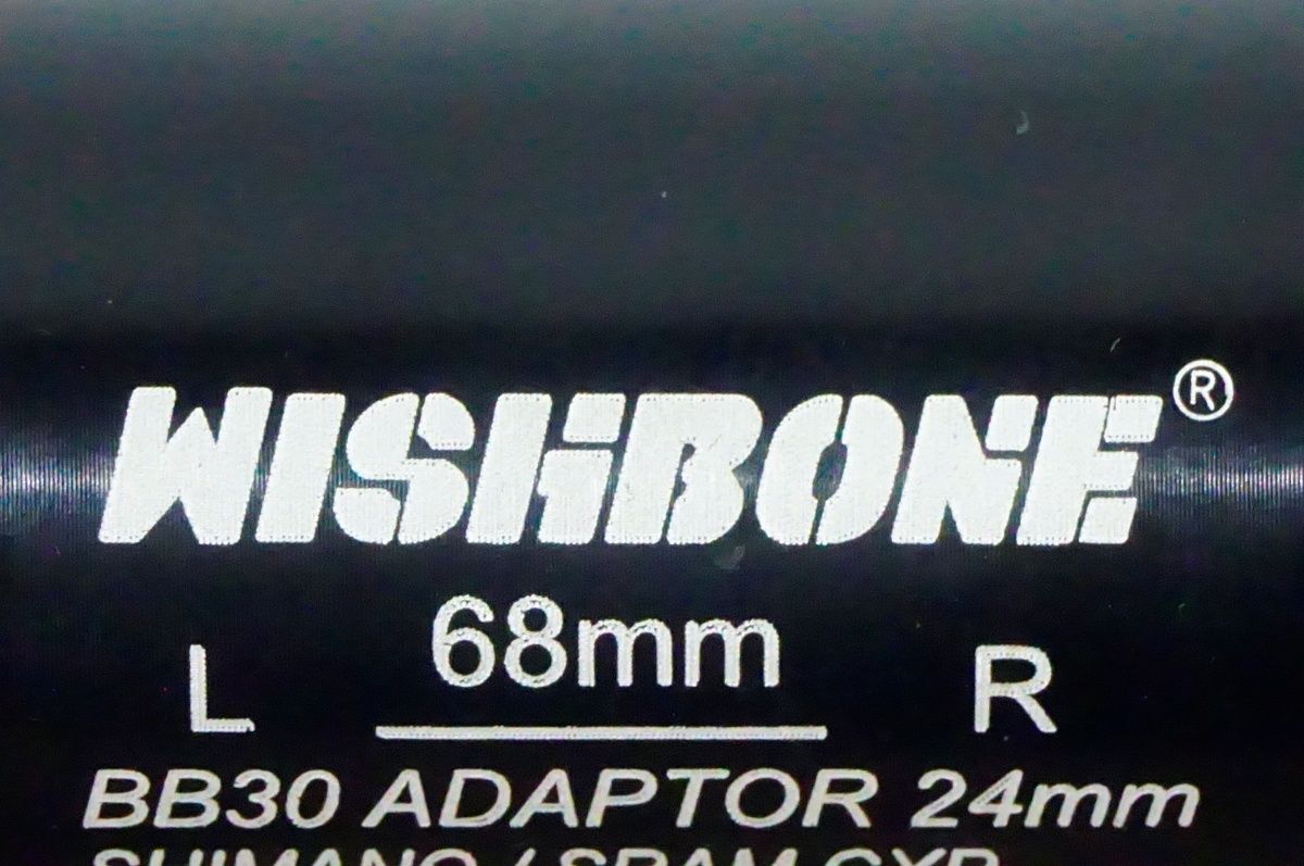 BB3024 ボトムブラケット