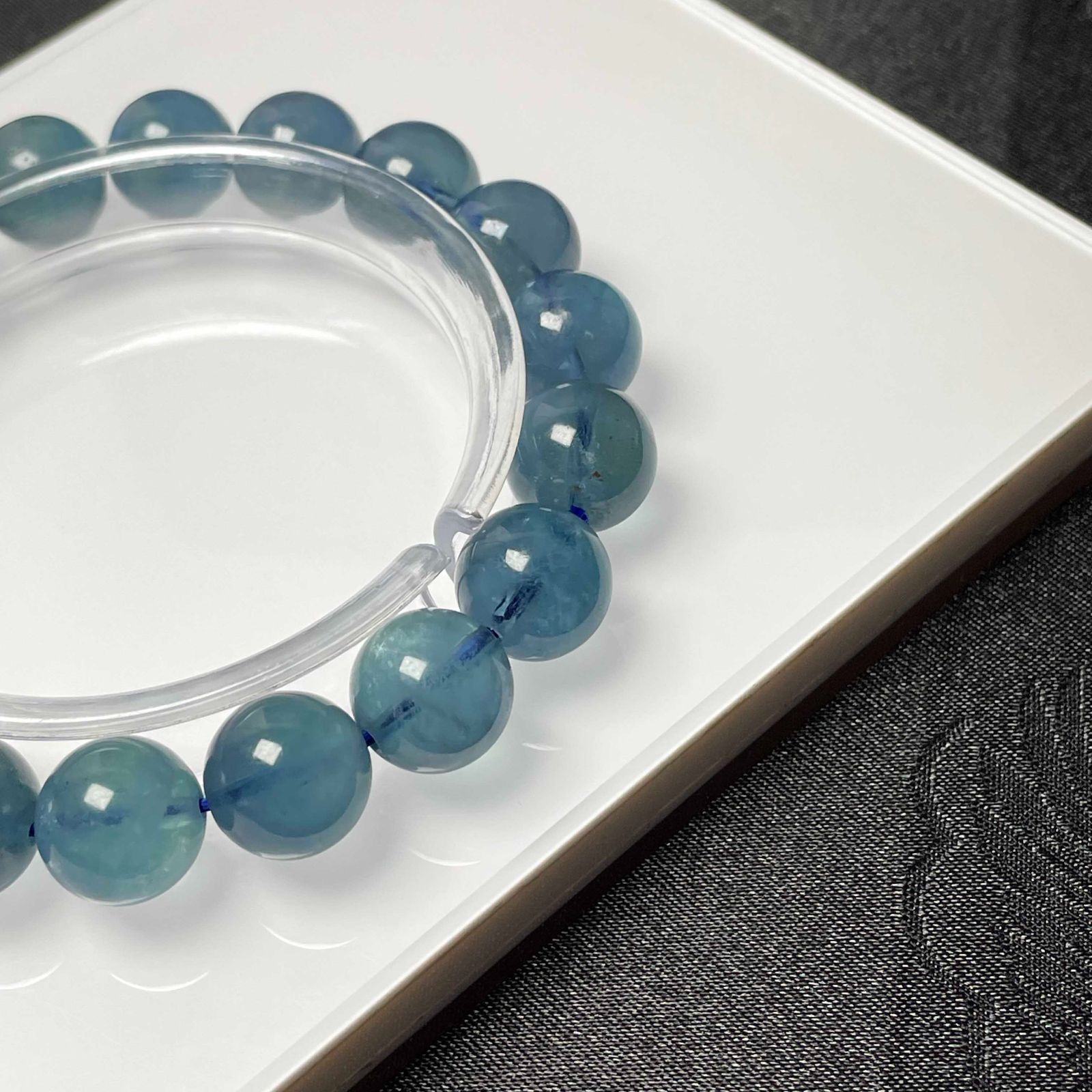 ブルーグリーンアクアマリンブレスレット ☆送料無料☆ 深みのある濃ブルー！ ブルーグリーンアクアマリン
