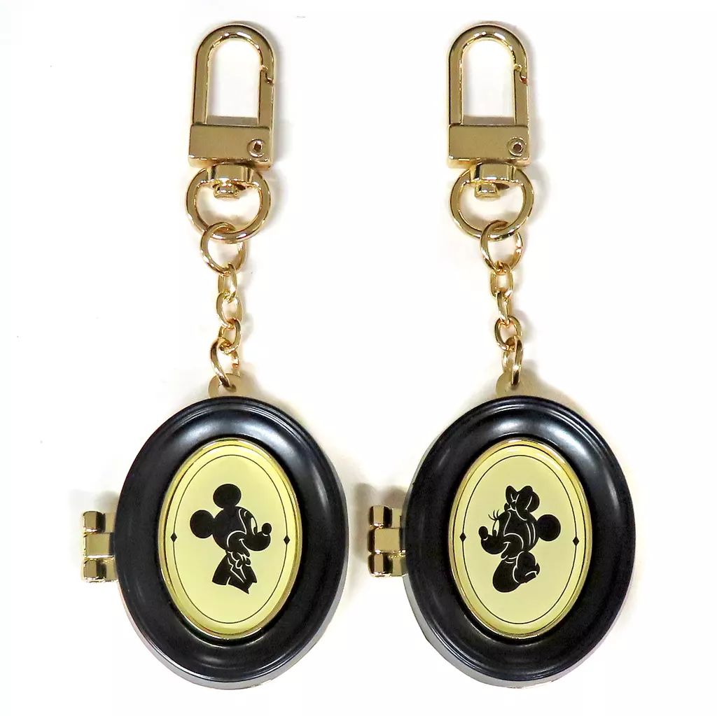 ディズニー　ミッキー　ミニー　ドナルド　レトロ　キーホルダー　まとめ売り ディズニー ミッキー ミニー ドナルド レトロなキーホルダー - メルカリ