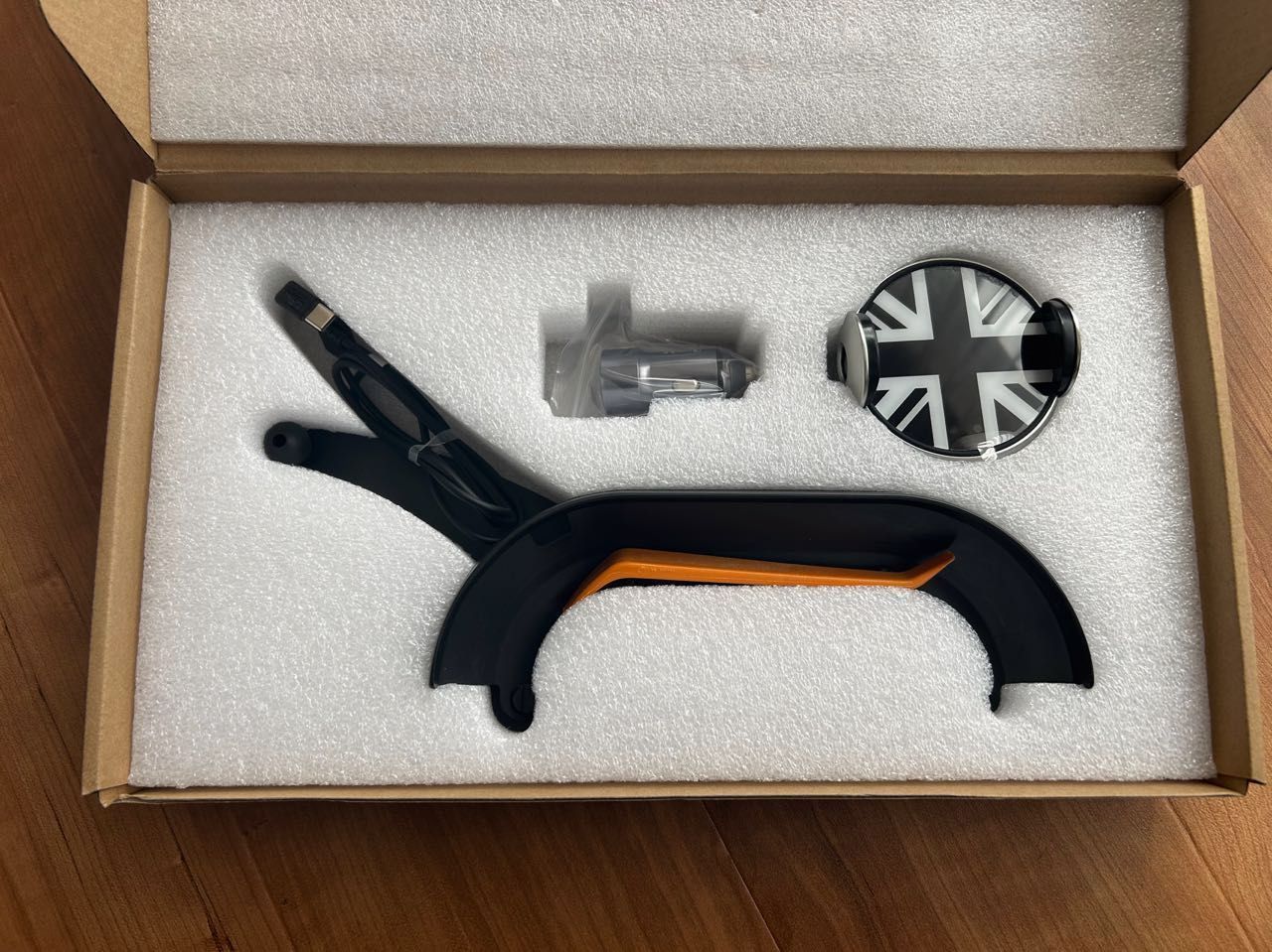 Persevere スマホホルダー BMW ミニクーパー ワイヤレス充電 クリップ式 BMW MINI F54 F55 F56 F57 デジタルメーター車
