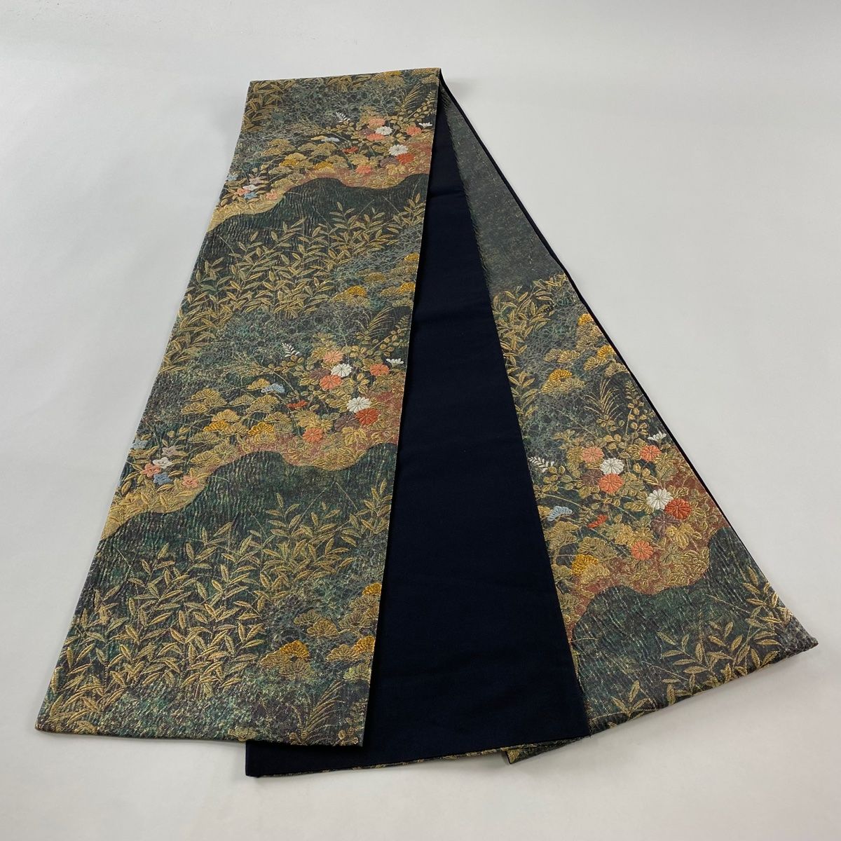 袋帯 美品 秀品 秋草 間垣 金銀糸 箔 灰緑 六通 正絹 【