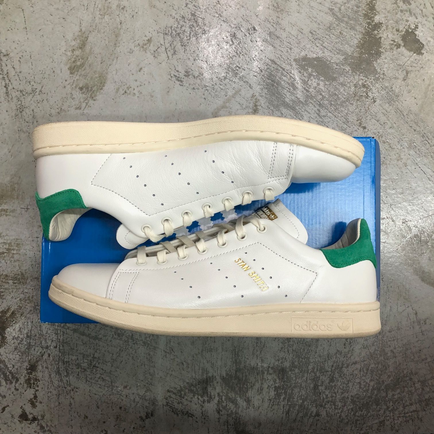定価19800円 国内正規 adidas IF8844 STAN SMITH LUX CLOW