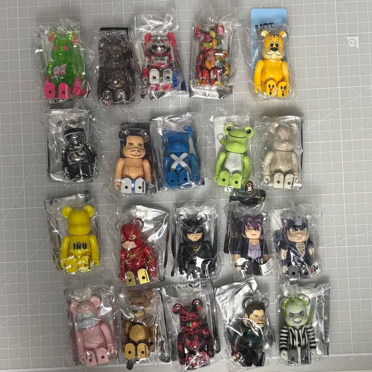 BE@RBRICK(ベアブリック) 100 % ー 20 犬 まとめ売り