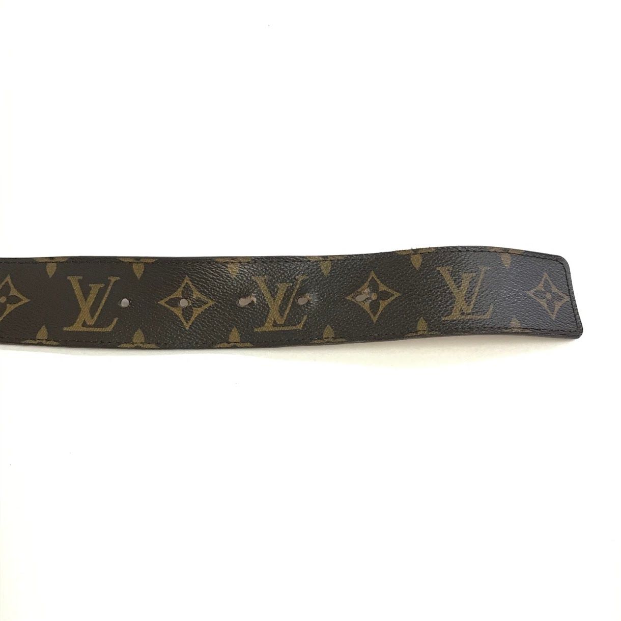 VUITTON |