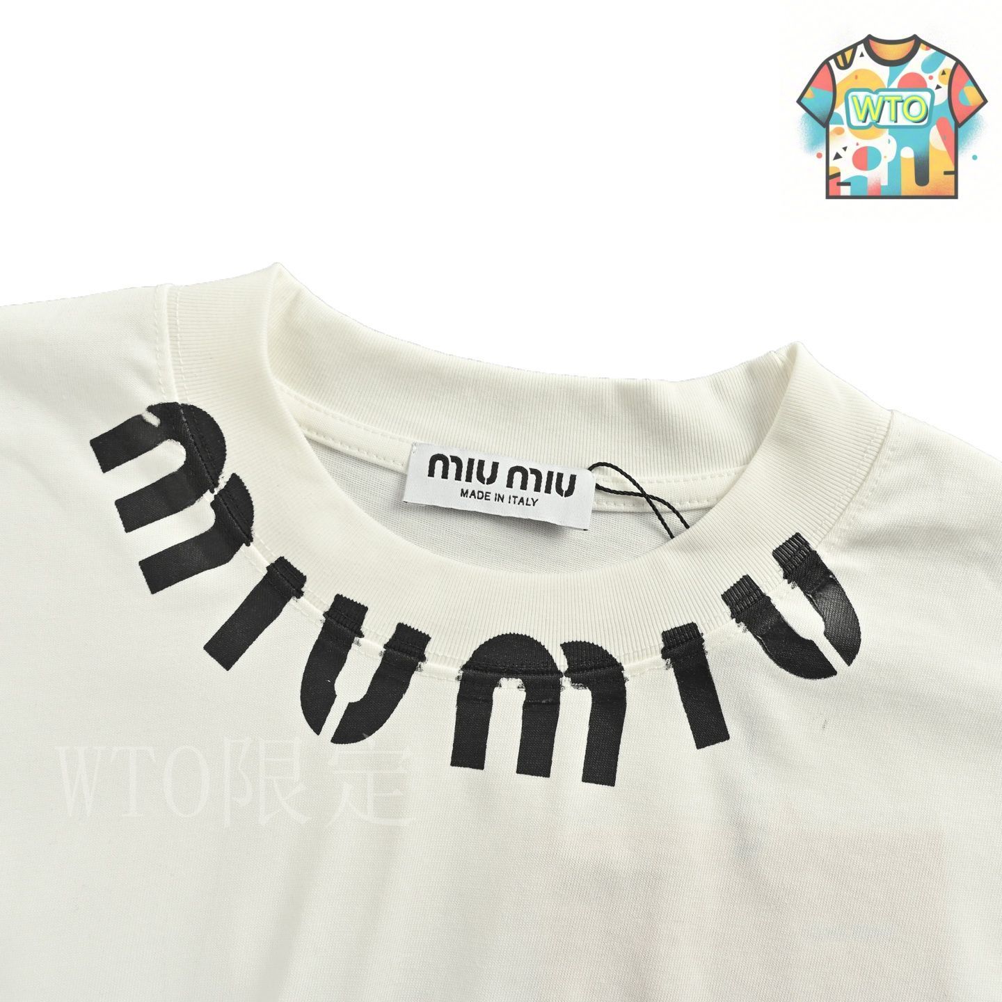 汎用性の高い【MiuMiu】半袖 ジャージ トップ Tシャツ 25SS新作 今日特価】MiuMiu 25ss ネックレタープリント T シャツ - メルカリ