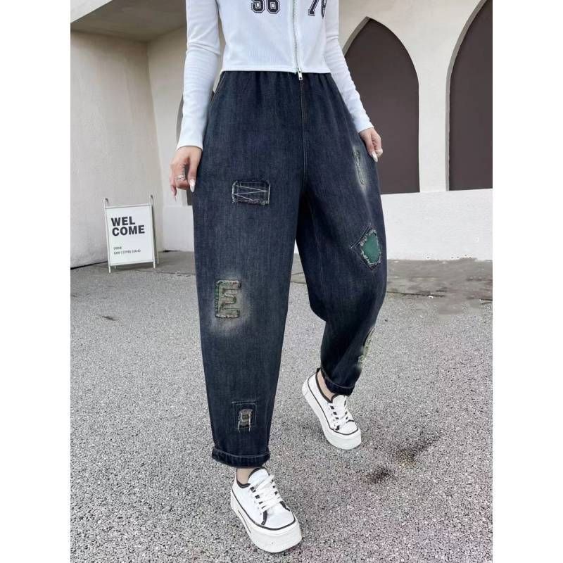 テーパードパンツ