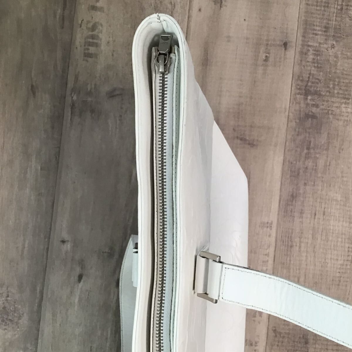 本革 型押しレザー ショルダー トートバッグ a bathing ape Leather