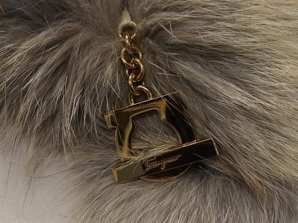 超美品Salvatore Ferragamoフェラガモフォックスファーティペット □美品□ Salvatore Ferragamo フェラガモ ガンチーニ