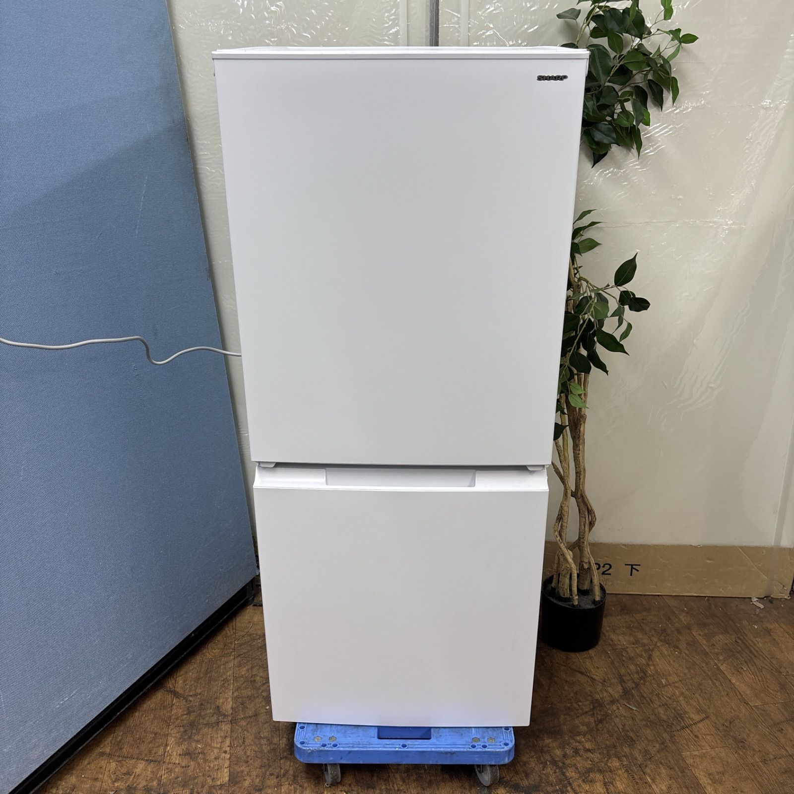 名古屋近郊限定　2024年 シャープ　冷蔵庫　152L 名古屋近郊限定 2024年 シャープ 冷蔵庫 152L