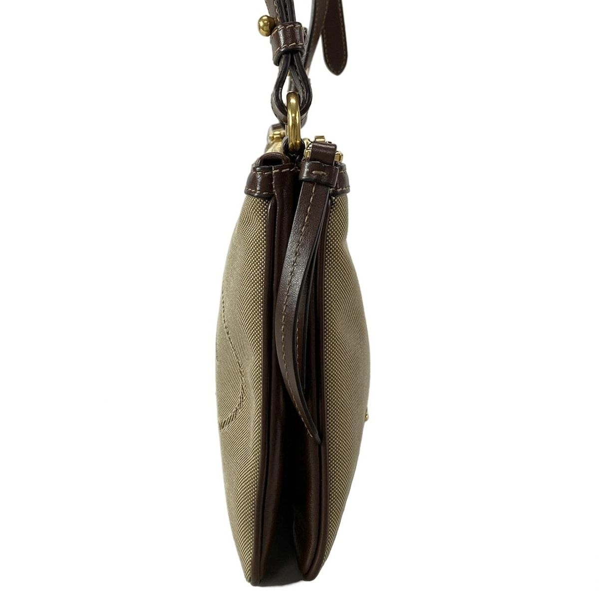 PRADA(プラダ) ショルダーバッグ美品 ロゴジャガード カーキ