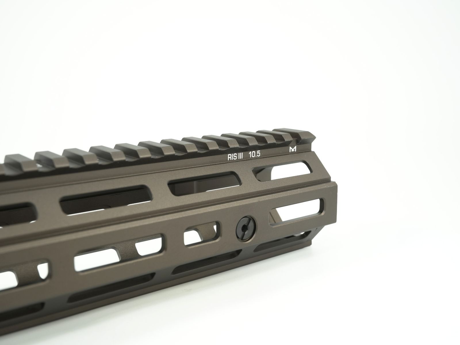 【夏季の新品】 DANIEL DEFENSEタイプ MK18 RISIII Rail Interface System3 M-LOK ハンドガード FDE 10.5インチ 絶対にあなたの一番選択！