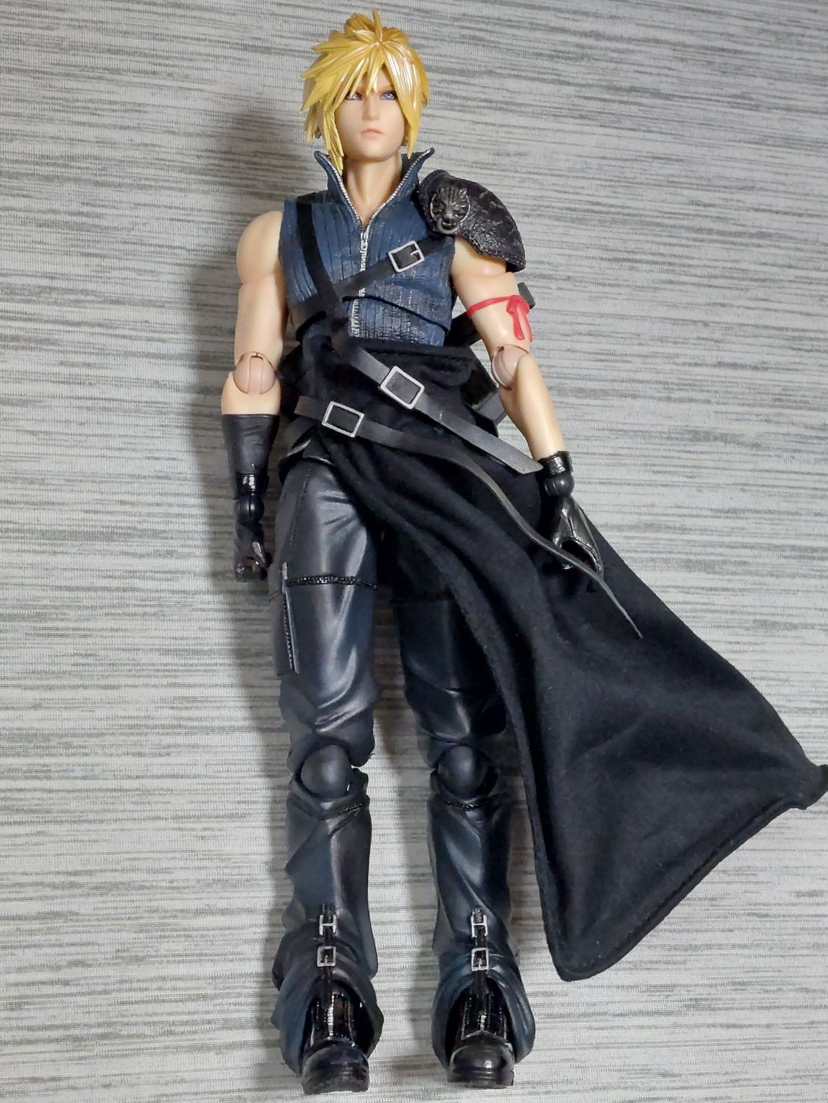 新品未開封 PLAY ARTS改 FF VII クラウド・ストライフ&フェンリル Amazon.co.jp: FINAL FANTASY VII アドベントチルドレン PLAY