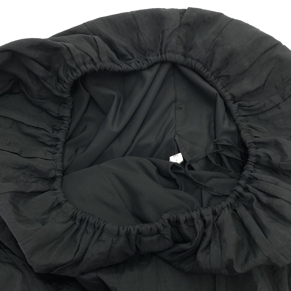 ETRE TOKYO エトレトウキョウ TOMOCO UNABARA タックギャザー