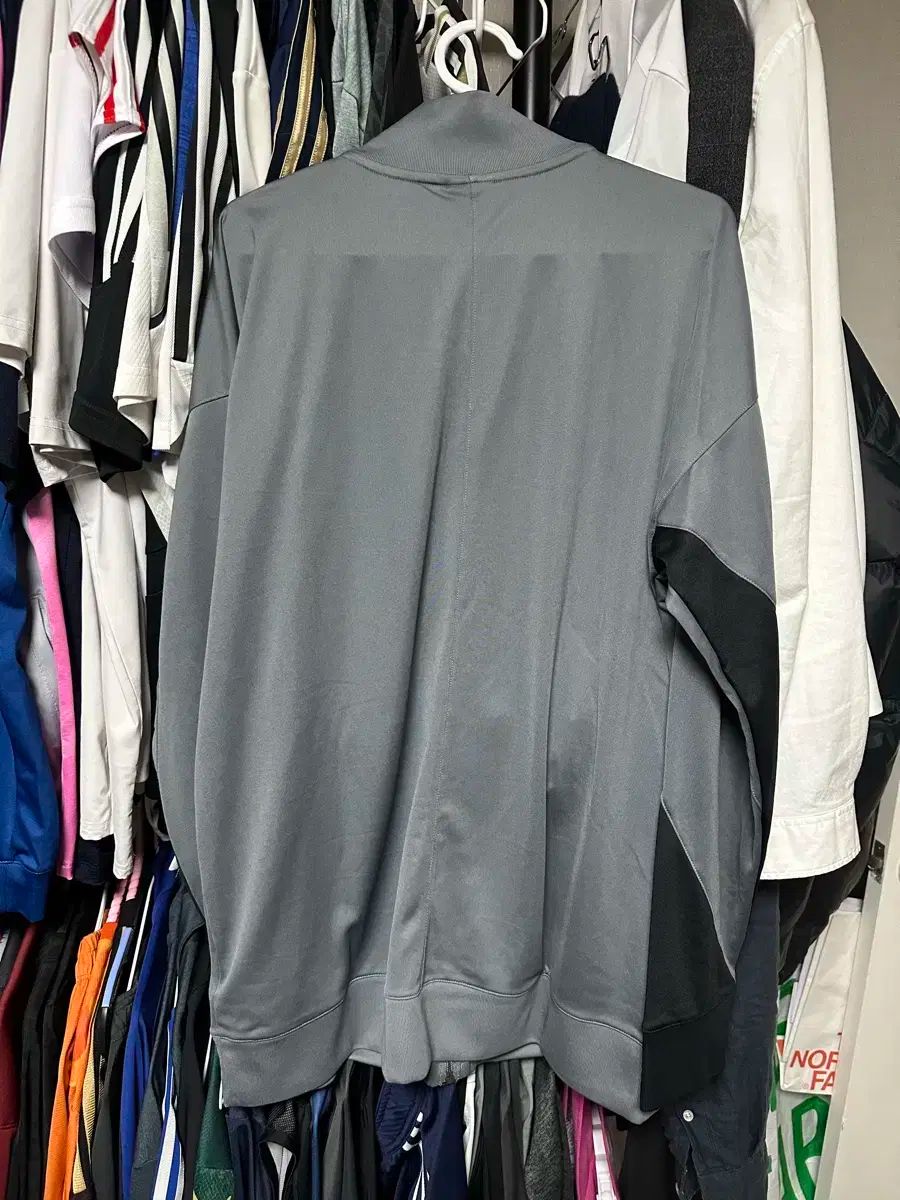 ジャケット