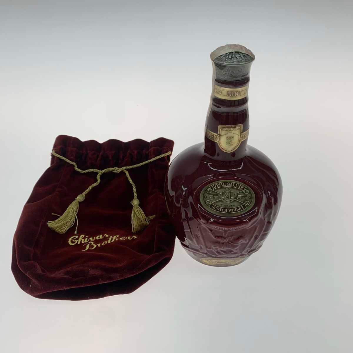 飲料・酒 ○○ SALUTE(CHIVAS REGAL) ロイヤルサルート ウィスキー