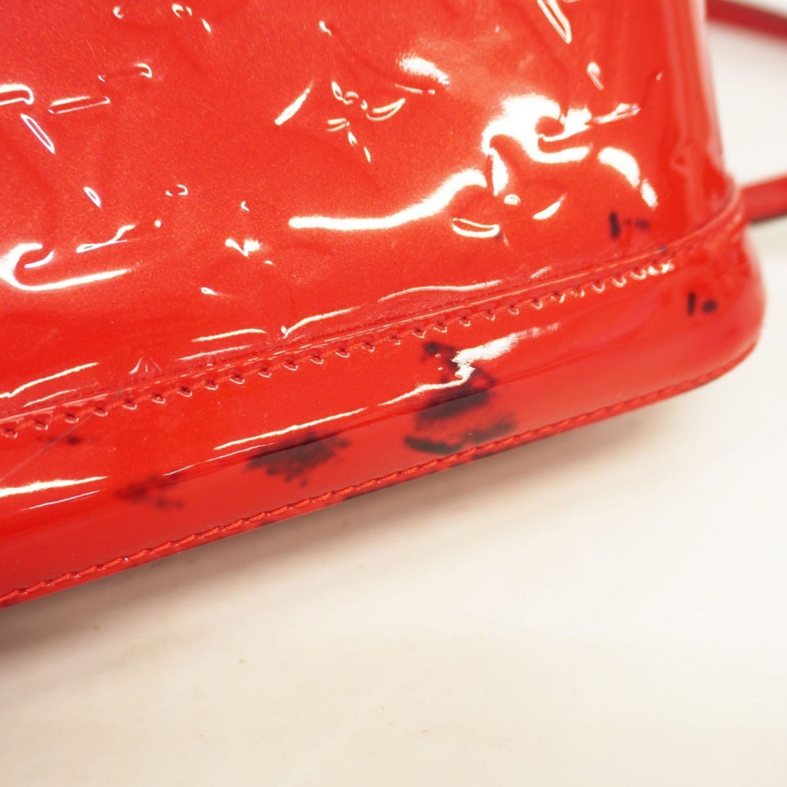 Vuitton ルイ
