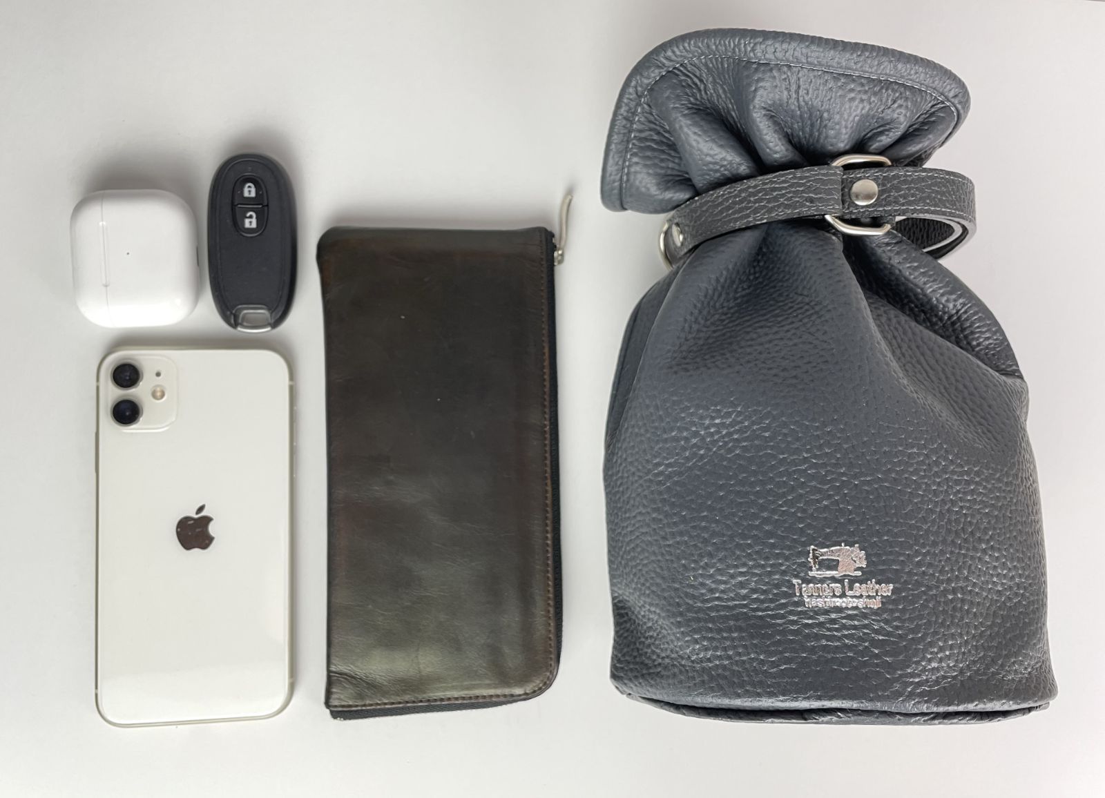 本革巾着バック ショルダー付 グレー 大人レザーHashimoto 匠の技 日本