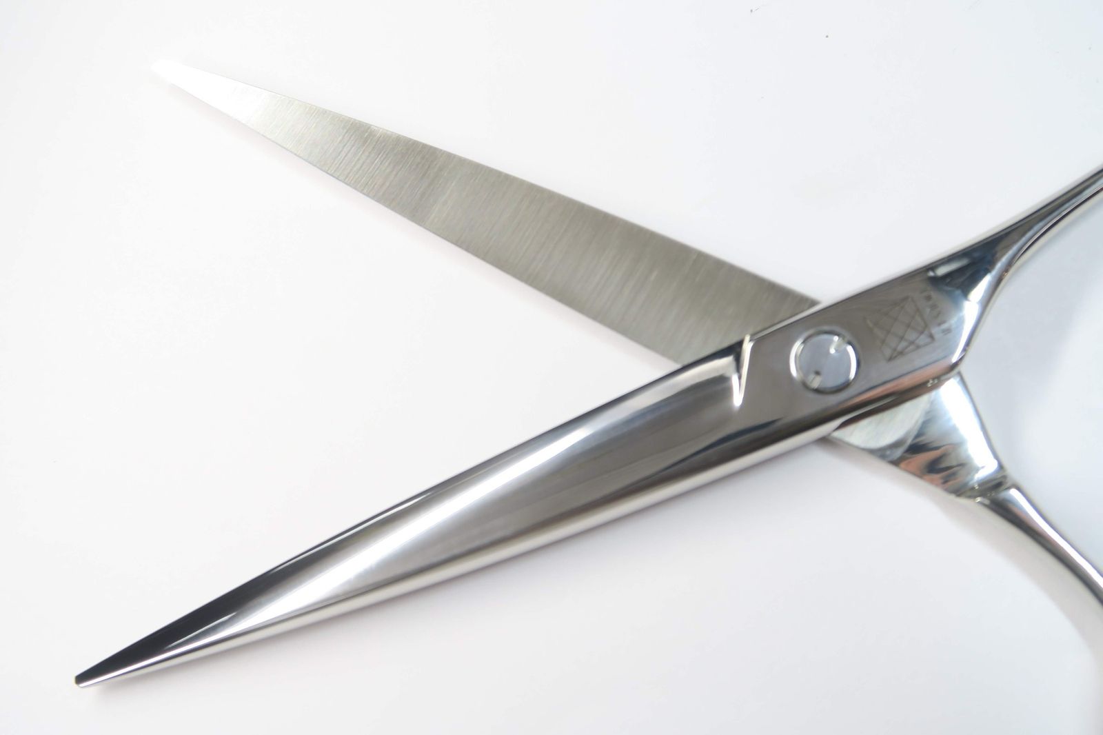 トリミングシザー