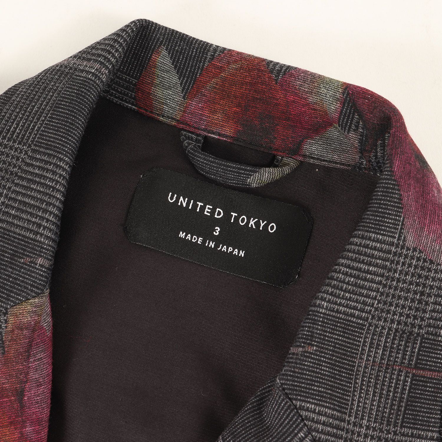 【美品】ユナイテッドトウキョウ UNITED TOKYO ジャケット UNITED TOKYO（ユナイテッドトウキョウ）の「コンセクティブ