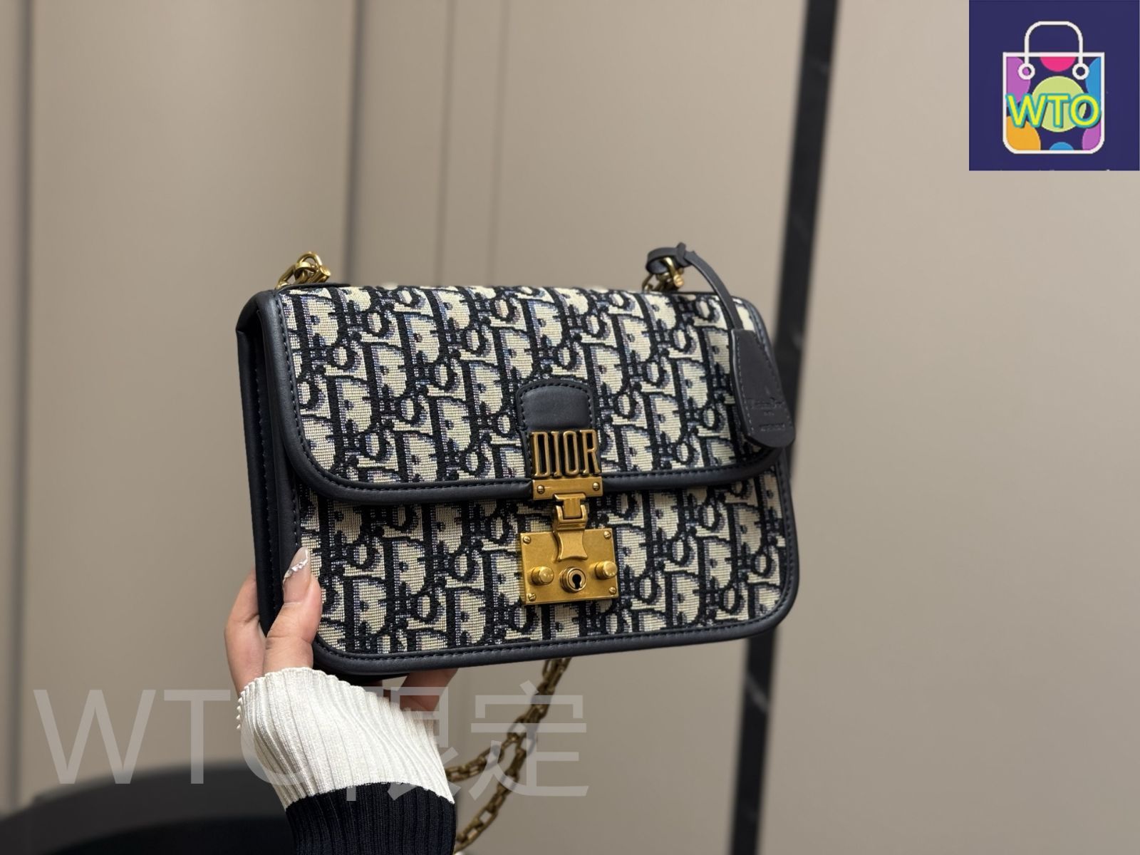 DIOR オブリーク ショルダーバッグ メッセンジャーバック ディオール Dior オブリーク ショルダー 斜めがけ バッグ 極美品