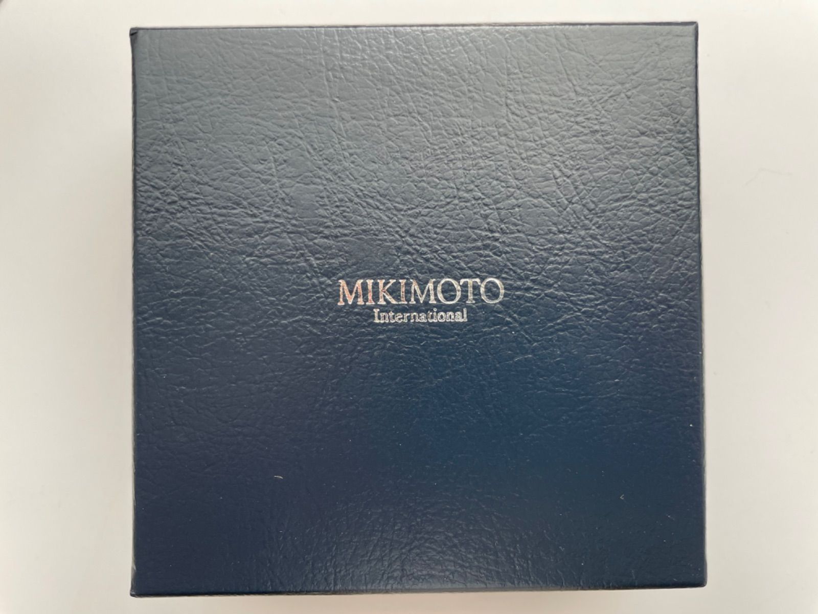 くすみ水色 再値下げ！MIKIMOTO ベアトレー | test.cubadirectholidays