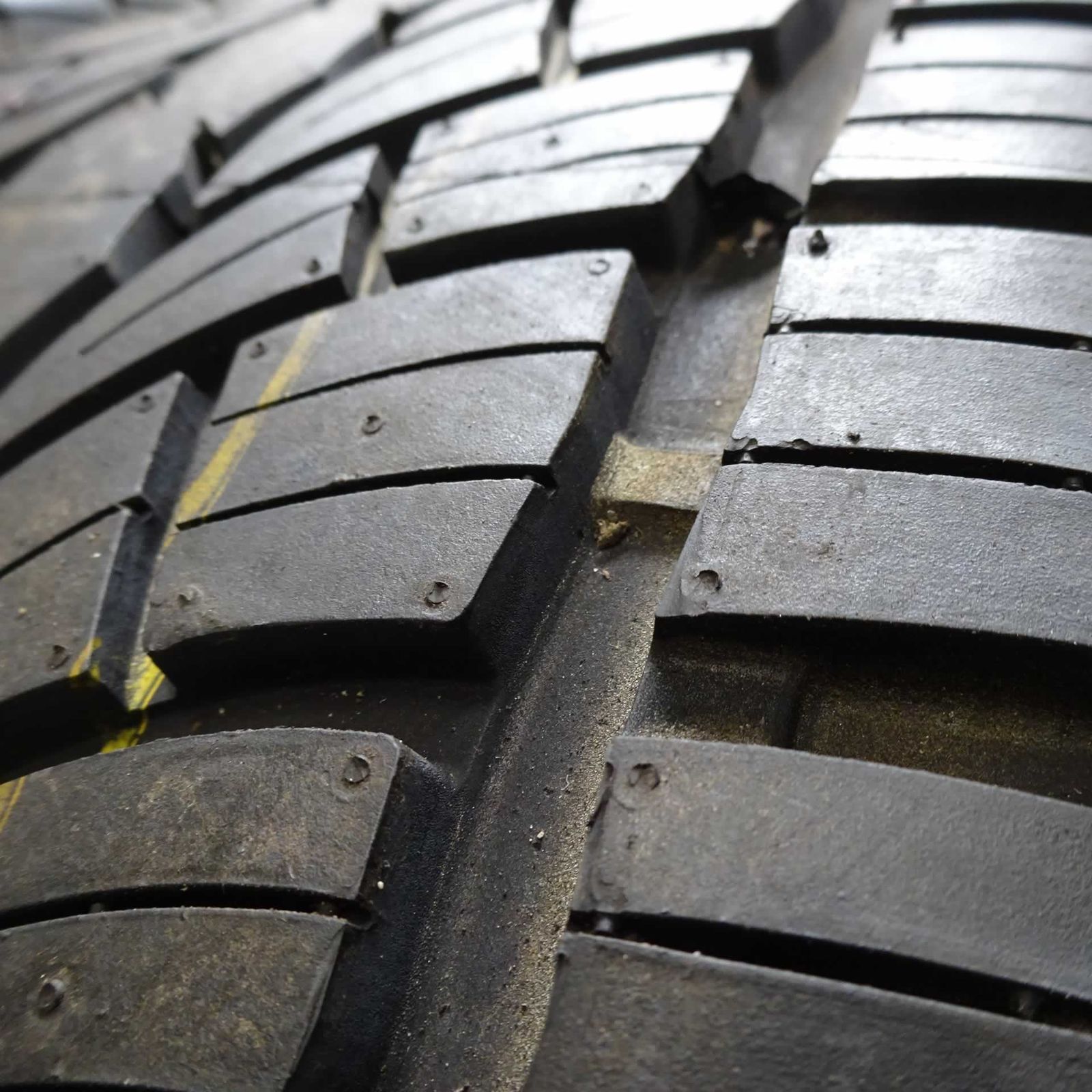 夏4本 会社宛 305 35R24×10J 112V ネオリン ネオスポーツSTX アシャンティ アルミ ランクル PCD150 チューナサイズ NO B6730 FFCRYSTALESIA_COM