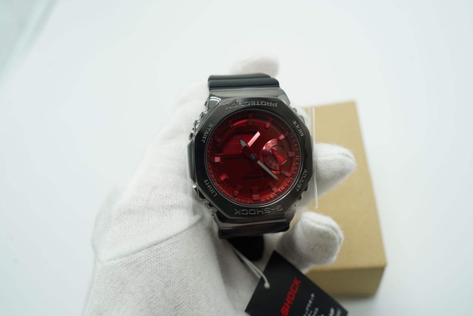 保存版】 G-SHOCK オクタゴン 中古 箱 取説あり GM-2100B 腕時計 