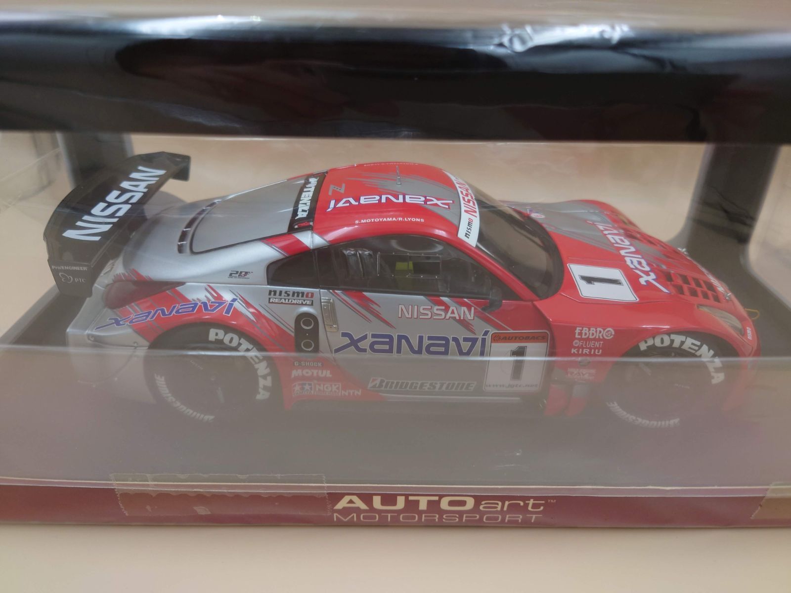 1/18 日産 フェアレディZ FAIRLADY Z XANAVI JGTC 2004 NISMO #1