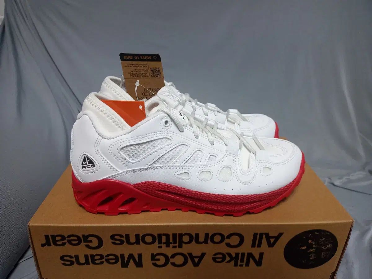 NIKE ナイキ ACG 240