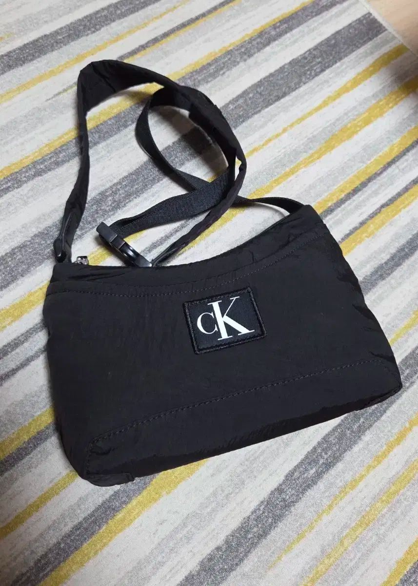 Calvin Klein カルバ ンクライン ホーボーバッグ