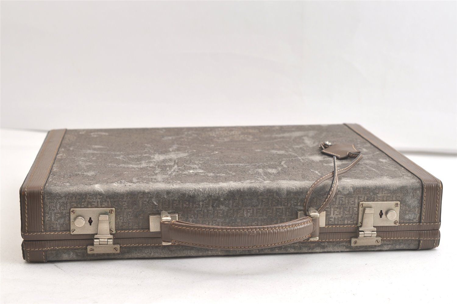 1/18 京商 ランボルギーニ カウンタック LP400 ルーフウイング付き 1/18 京商 ランボルギーニ カウンタック LP400 ルーフウイング付き 1