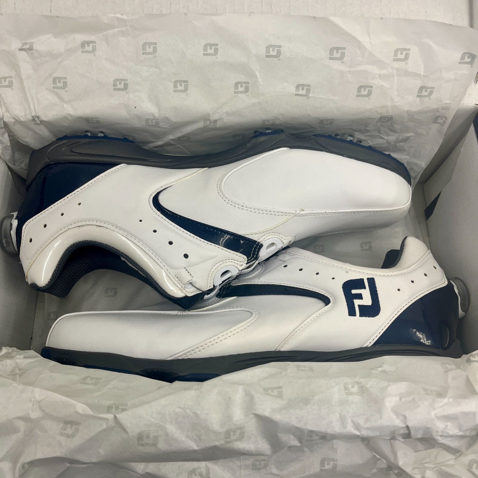 【未使用】FootJoyゴルフシューズ EXL メンズシューズ27.5㎝ Amazon | [フットジョイ] ゴルフシューズ EXL スパイクレス Boa